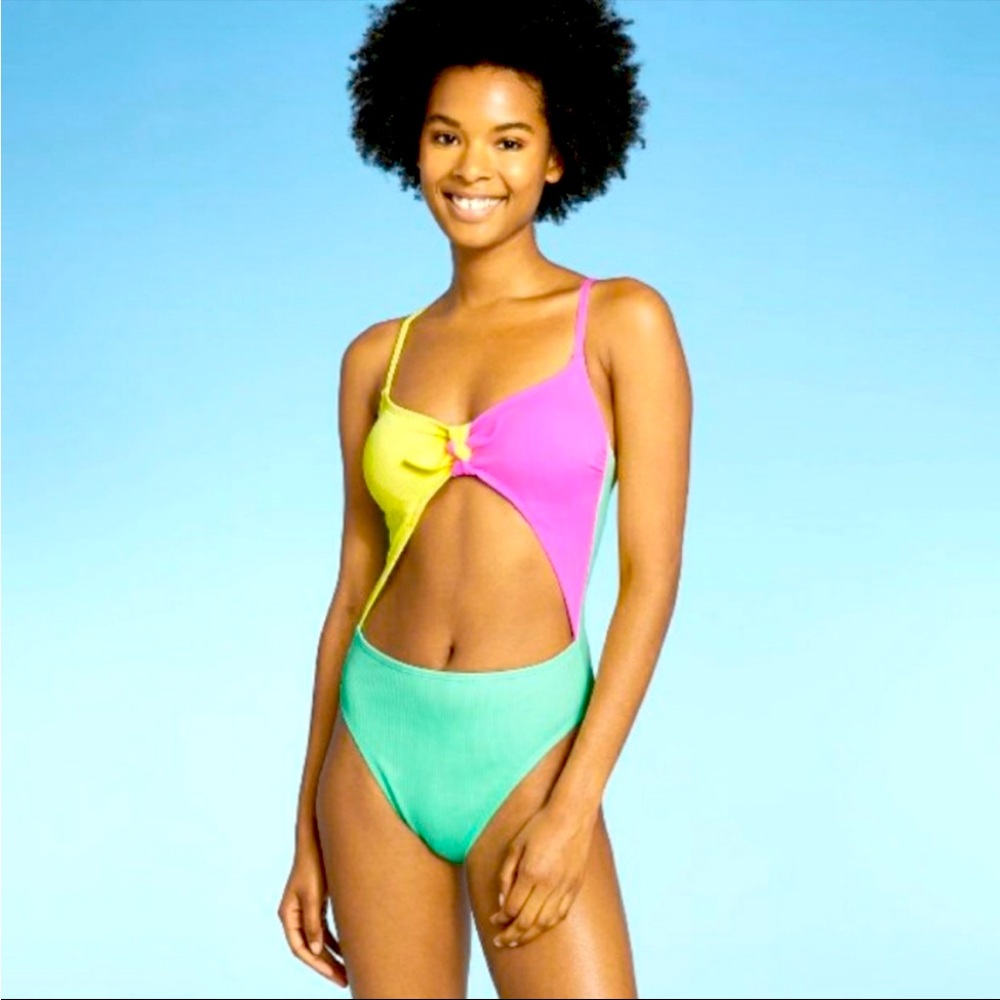 Xhilaration Colorblock swimsuit